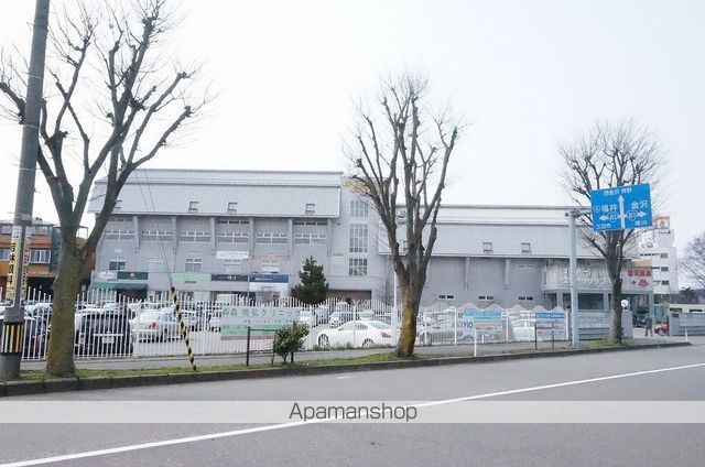 ルミエール若松 Bの周辺写真
