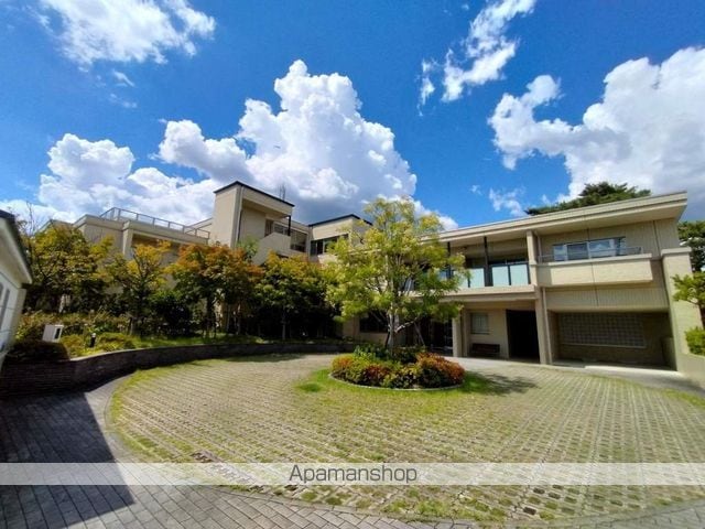 名次町ロジュマンの外観写真