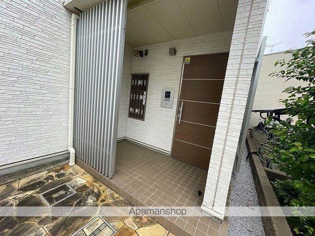 レオネクストひだまりIIの玄関写真