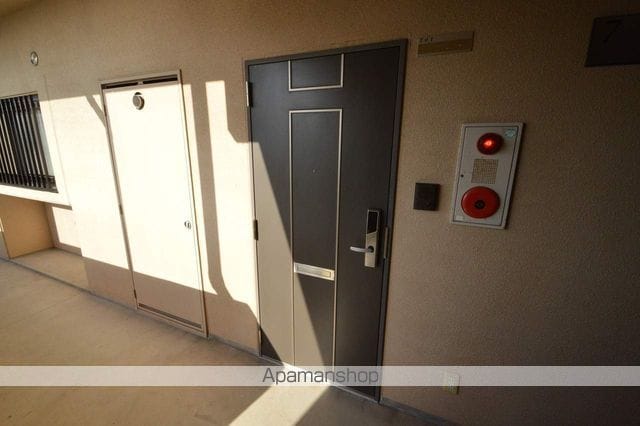 ヴァントゥールベルジェの玄関写真