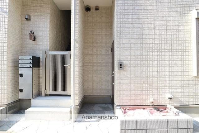 オレンジコートの玄関写真