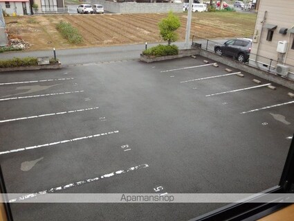 ハイツセリュー　Ⅰ棟[2LDK/52.66m2]の駐車場