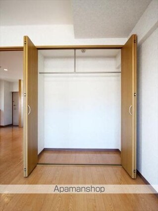グランアルブル山越Ⅲ[2LDK/45.36m2]の収納