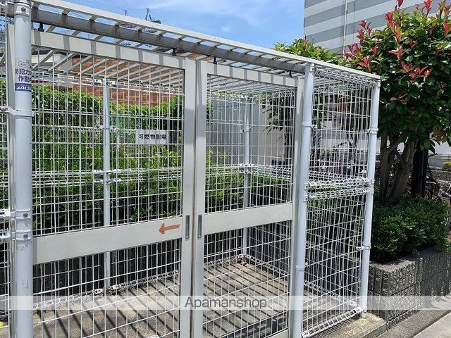 レオパレス天神の外観写真
