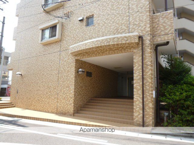 名鉄鈴彦小坂本町ハイツの外観写真