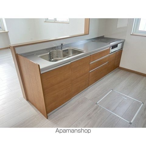 北見市 2階建 築2年の内装写真