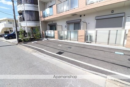 東京都昭島市朝日町２丁目[1LDK/40.02m2]の駐車場