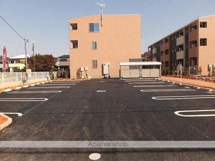 パークビレッジ春日部Ⅱ[2K/31.65m2]の駐車場