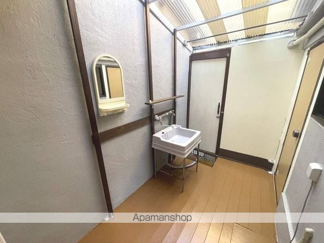 寝屋川市 2階建 築47年の内装写真