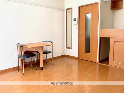 レオパレスナイアガラⅡ[1K/23.18m2]のリビング・居間