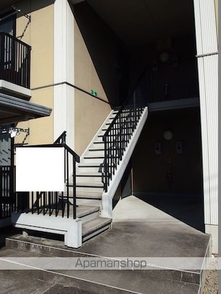 シャーメゾン　エテルノ[2K/42.48m2]のエントランス2