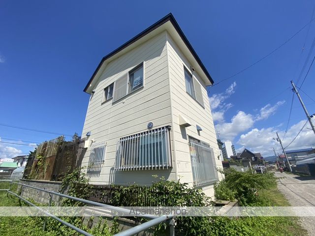 柏木町9番貸家の外観写真