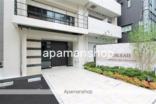ESLEADRESIDENCE大阪本町の玄関写真