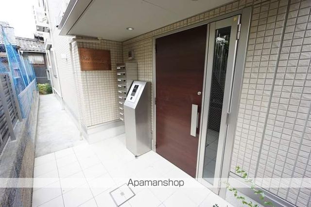 レスト バレル上泉の玄関写真