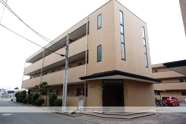 マンション紫雲 Bの外観写真