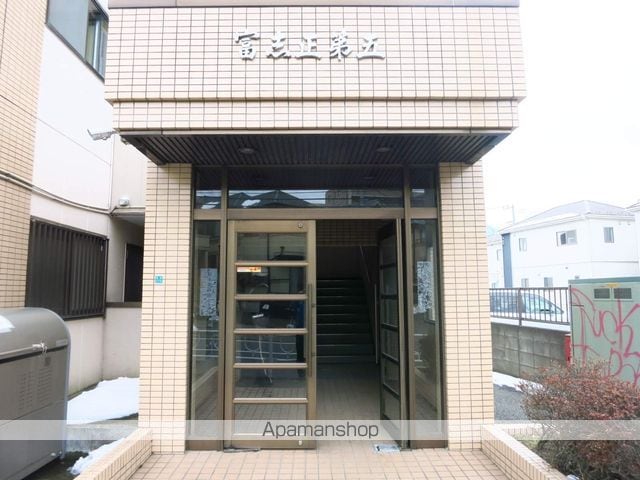 富志正第五ビルの玄関写真