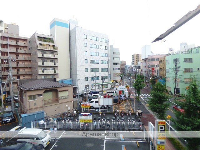 ニッサンビルの内装写真