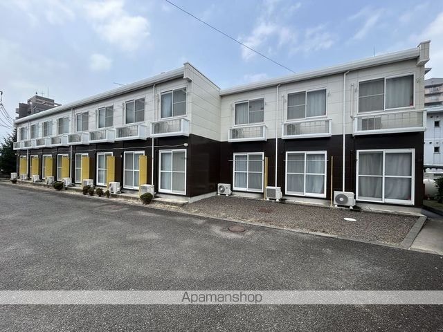 レオパレスサンローラン[1K/22.35m2]の外観