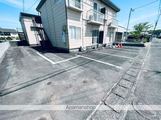 第1神宮西コーポの外観写真