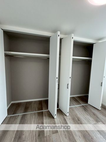 PLEASANTVの内装写真