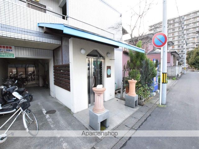 プラネット南橋本の玄関写真
