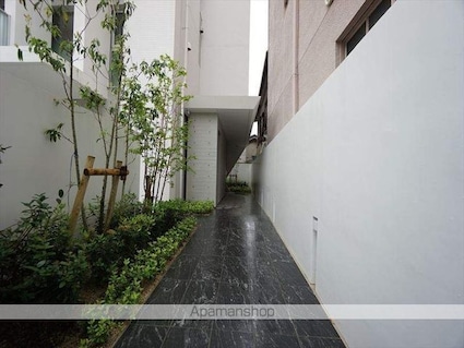 ＣＯＺＹ名城公園[1R/26.84m2]の外観3