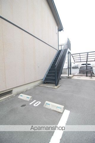 ライフベルクBの玄関写真