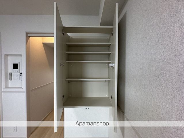 ホワイトメゾン新栄の内装写真