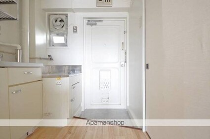 ビレッジハウス中興野２号棟[2K/28.98m2]の玄関