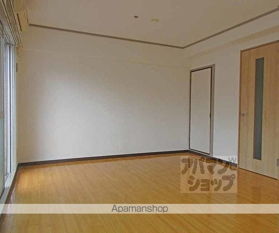 コスモスの内装写真