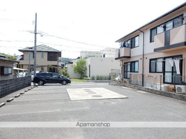 アカデミーO.S.の外観写真