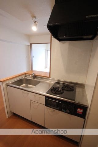 グラビスコート白島の内装写真