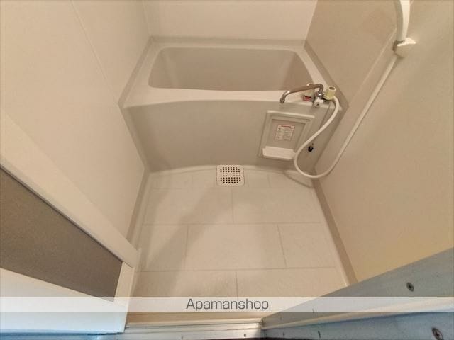 ミールズ新大阪の内装写真