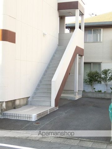 ヴィラ寿々の玄関写真