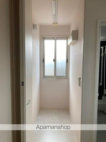 DーROOM 市名坂の内装写真