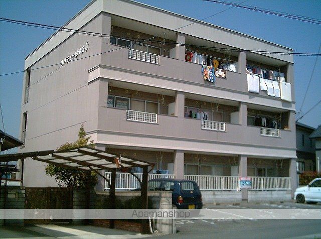リバティはやのCの玄関写真