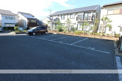 グリーンガーデン新柏[3LDK/65.16m2]の駐車場