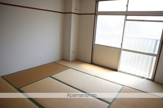 TOEI城野ビルの内装写真