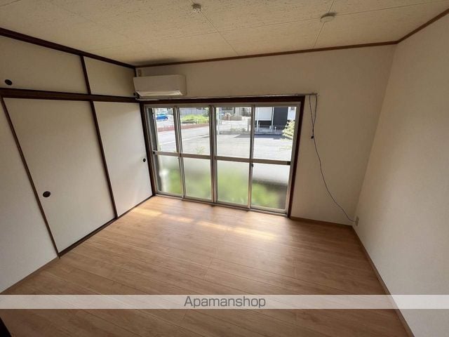 葭場114借家の内装写真