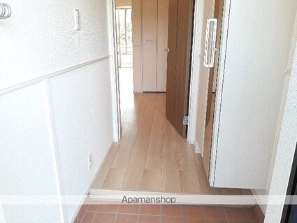 メゾン　フルール　Ａ[1LDK/50.08m2]の玄関