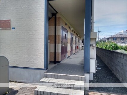 レオパレスＢｒａｖｅ　Ⅰ[1K/22.35m2]のエントランス