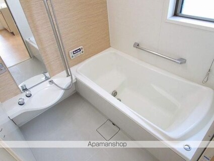 久保田町３丁目貸家　[4LDK/71.25m2]のバス