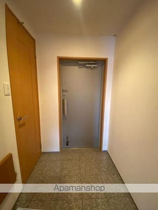 香川県高松市太田上町[3LDK/76.65m2]の玄関