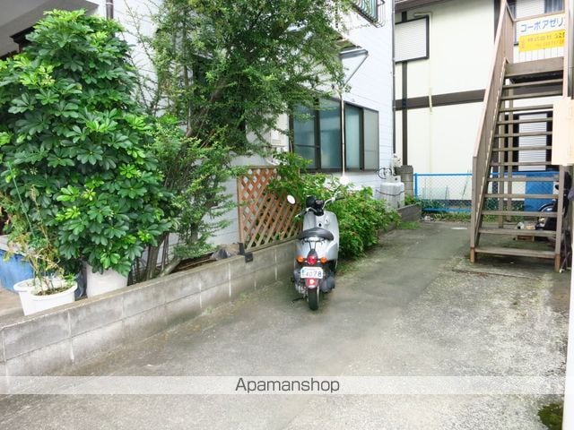 コーポアゼリアの外観写真