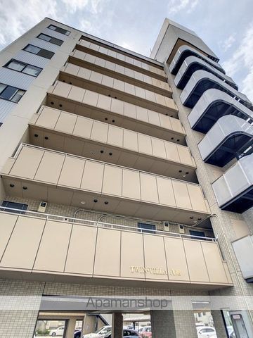 TWINVILLA B館の外観写真
