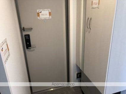 カルムメゾン　アンソレイェ[2LDK/58.37m2]の玄関