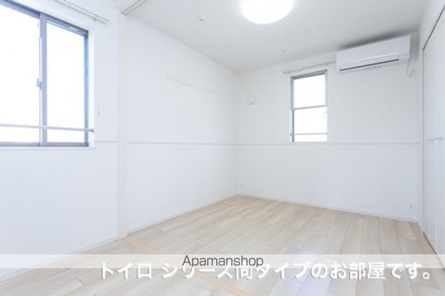 阪急電鉄伊丹線 伊丹駅 徒歩15分 2階建 築2年の内装写真