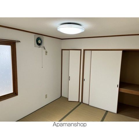 田原貸室の内装写真