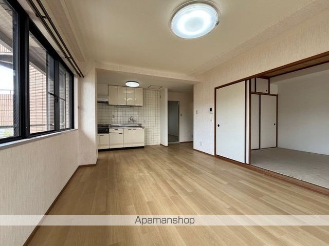 フラット新屋敷の内装写真