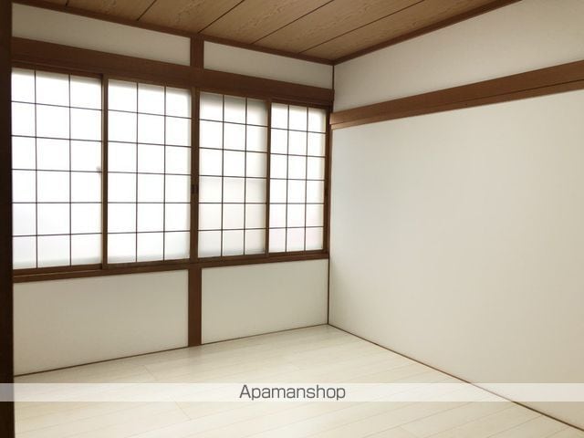レジデンスミヤタの内装写真
